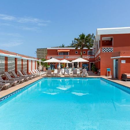 Hotel La Madrague Dakar Bagian luar foto