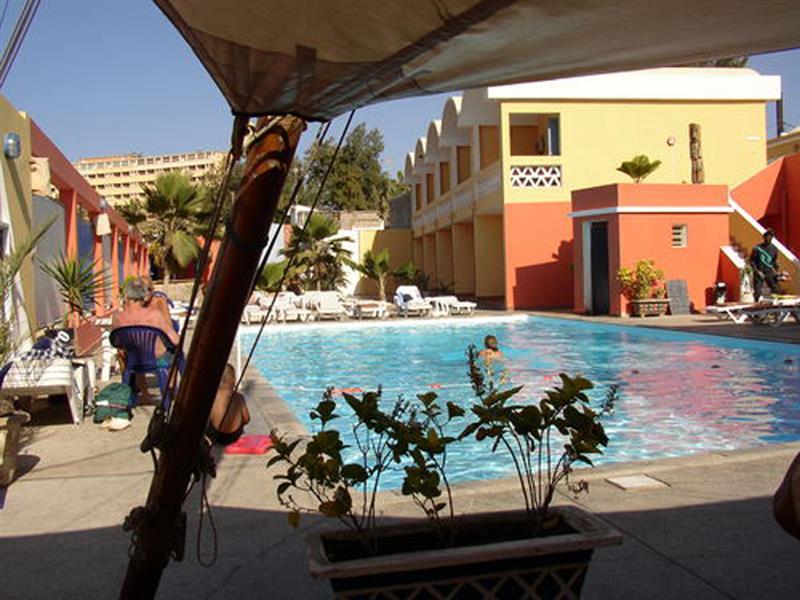 Hotel La Madrague Dakar Bagian luar foto