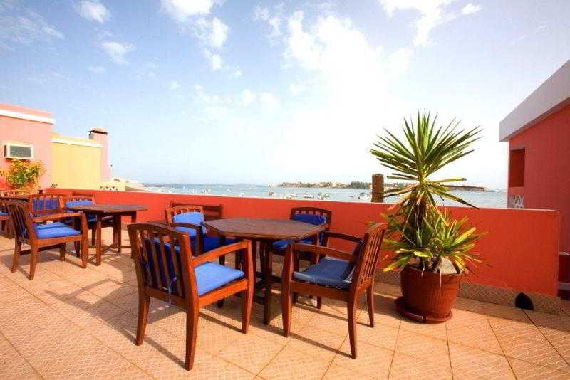 Hotel La Madrague Dakar Bagian luar foto