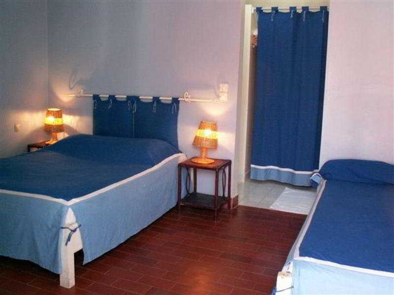 Hotel La Madrague Dakar Bagian luar foto