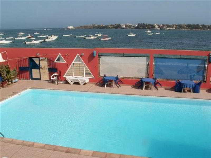 Hotel La Madrague Dakar Bagian luar foto